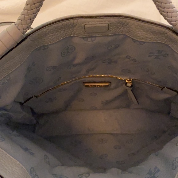 Beautiful Tory Burch Blue Leather Crossbody Purse - Picture 6 of 7